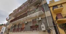 Bright Apartment Just Minutes from the Beach