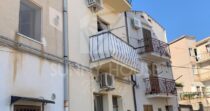Townhouse with Sea View in Sant’Ambrogio