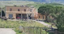 For Sale – Rural Property of Approximately 900 m² with 22 Hectares of Land